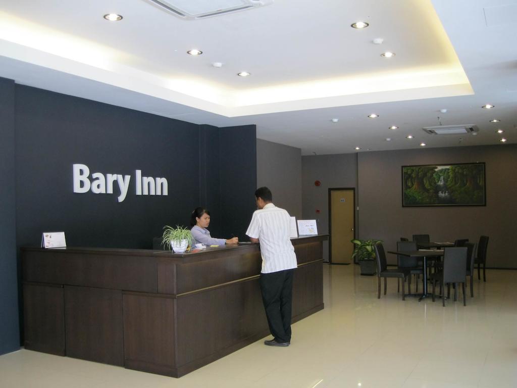 Bary Inn, Klia & Klia2 - 24 Hours Free Airport Pick-Up Sepang Exterior photo